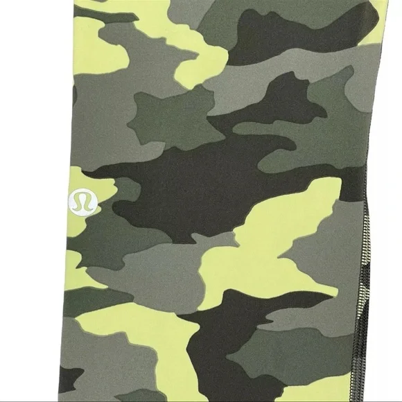 ⚡️SOLD⚡️Lululemon Fast Free High-Rise Crop Tight Leggings Camo Crispin Green - Picture 7 of 15